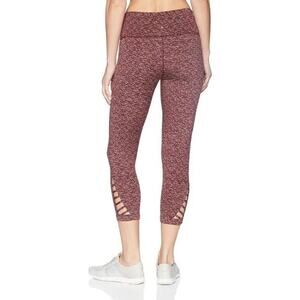 Prana Naturale Capri, 3/4-Lange Yoga Climbing Pants for Women Medium Maroon